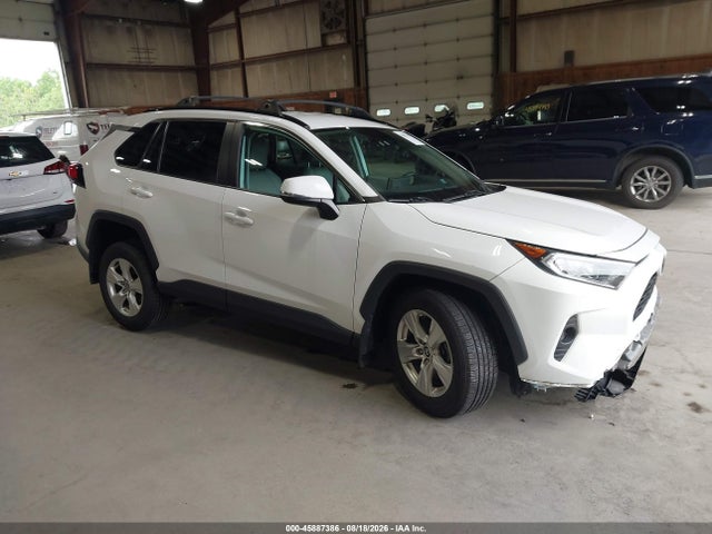2021 TOYOTA RAV4 XLE - 1