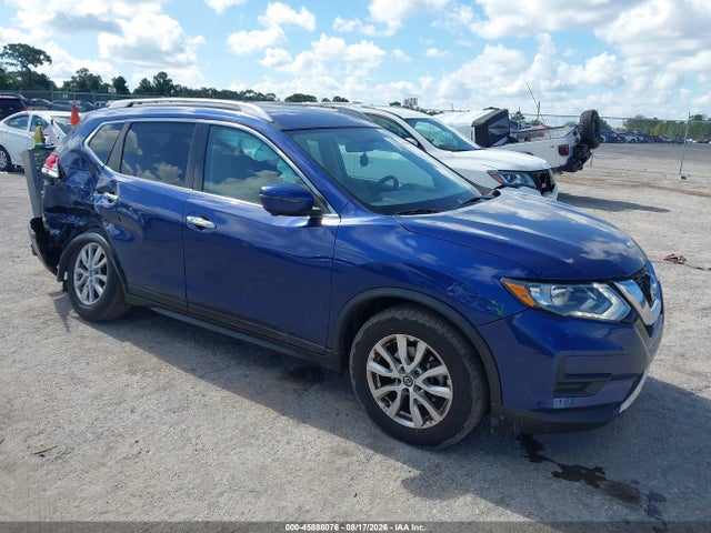 2017 NISSAN ROGUE SV - 1