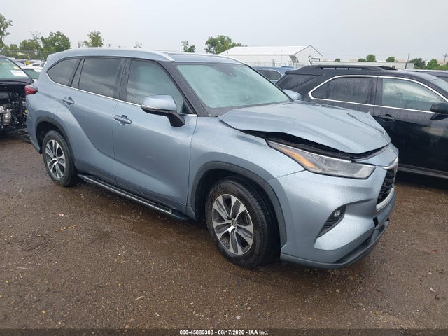 2023 TOYOTA HIGHLANDER XLE - 1