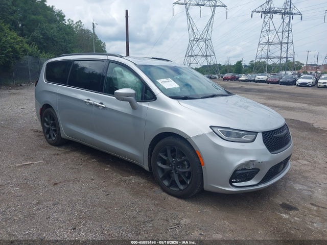 2022 CHRYSLER PACIFICA LIMITED - 1