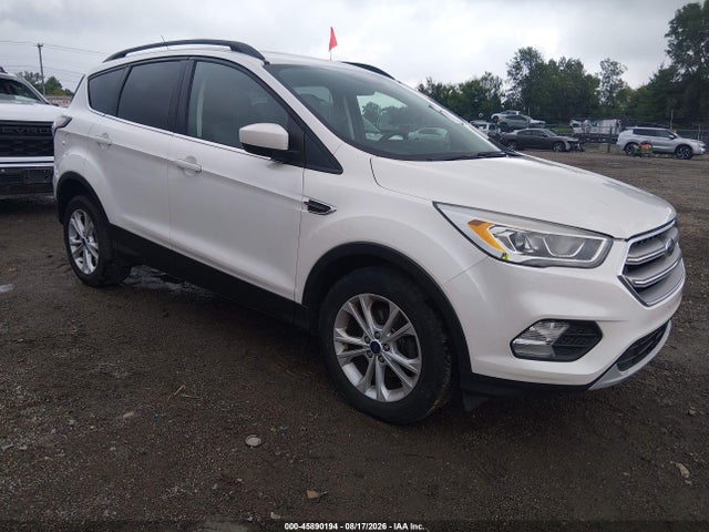 2017 FORD ESCAPE SE - 1