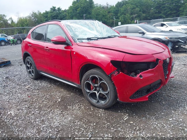 2022 ALFA ROMEO STELVIO TI AWD - 1