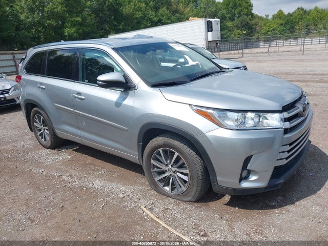 2018 TOYOTA HIGHLANDER XLE - 1