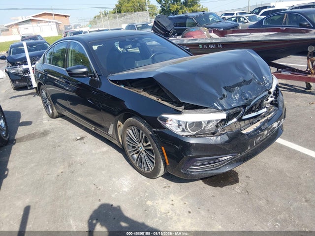 2019 BMW 530I - 1