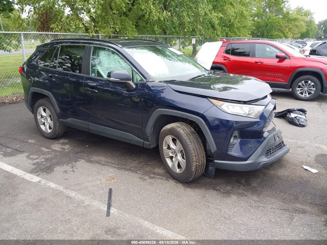 2019 TOYOTA RAV4 XLE - 1