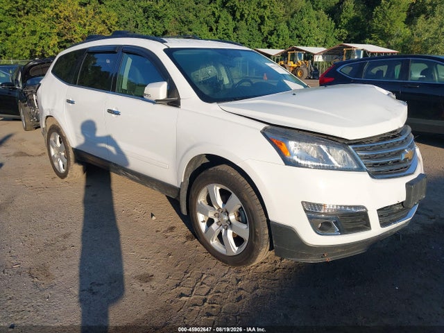2017 CHEVROLET TRAVERSE LT - 1