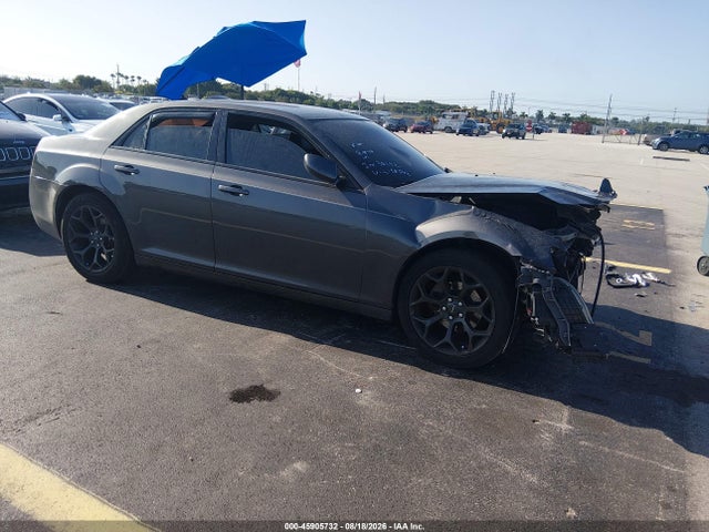 2020 CHRYSLER 300 300S - 1