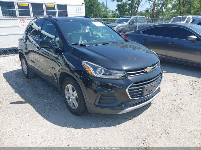 2017 CHEVROLET TRAX LT - 1