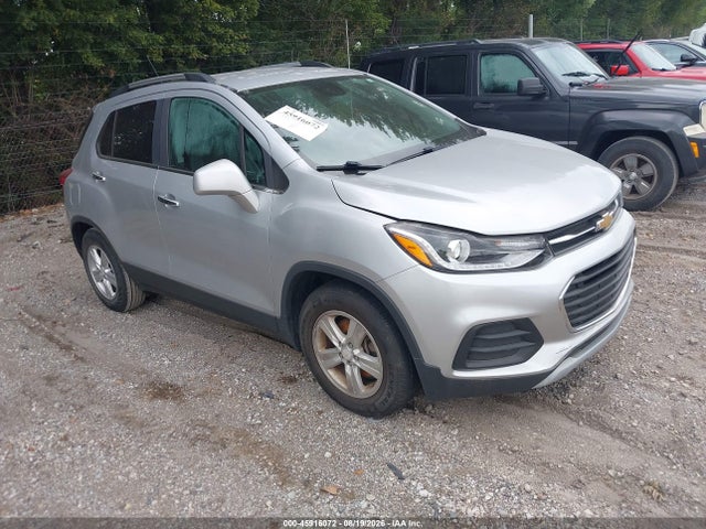 2017 CHEVROLET TRAX LT - 1