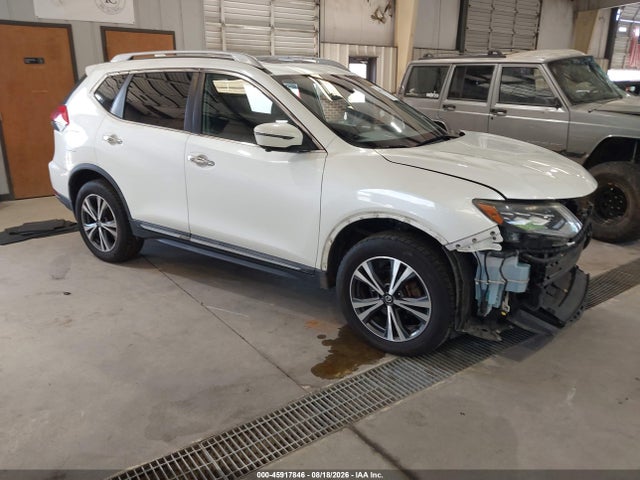 2017 NISSAN ROGUE SL - 1