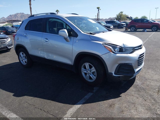 2019 CHEVROLET TRAX LT - 1