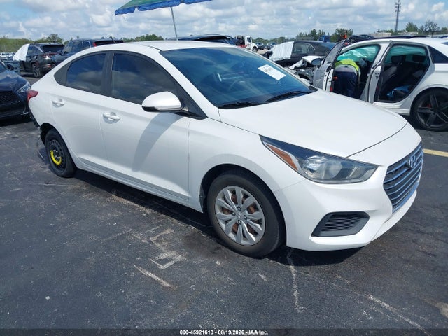 2022 HYUNDAI ACCENT SE - 1
