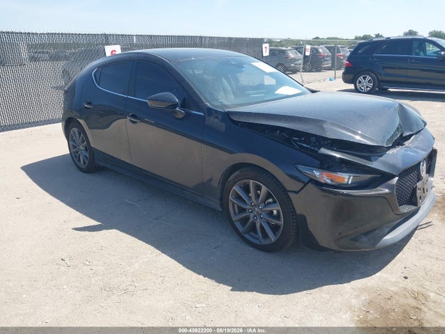 2019 MAZDA MAZDA3 PREFERRED PACKAGE - 1