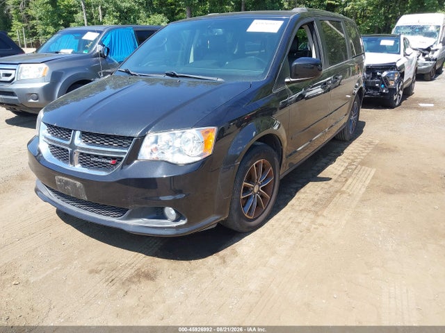 2017 DODGE GRAND CARAVAN SXT - 1