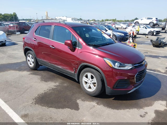 2017 CHEVROLET TRAX LT - 1