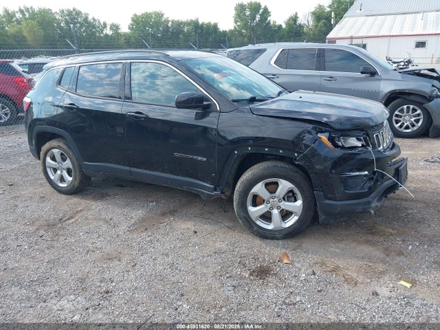 2017 JEEP NEW COMPASS LATITUDE 4X4 - 1
