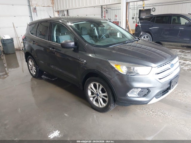 2019 FORD ESCAPE SE - 1