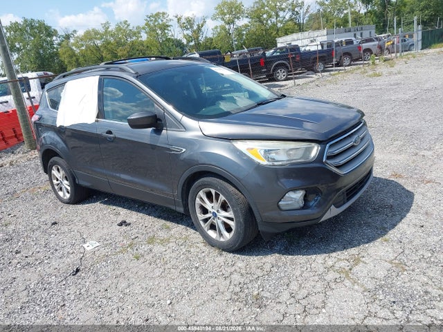 2018 FORD ESCAPE SE - 1