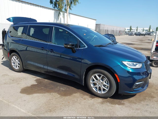2025 CHRYSLER PACIFICA SELECT - 1