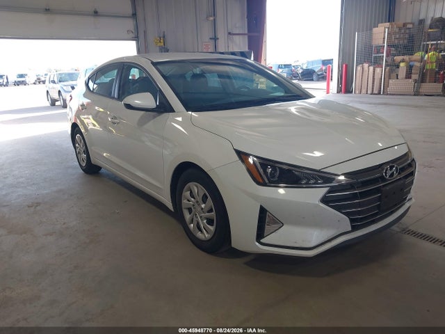 2019 HYUNDAI ELANTRA SE - 1