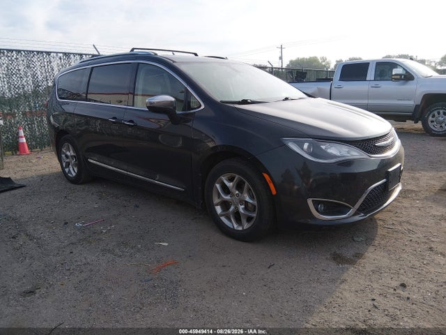 2019 CHRYSLER PACIFICA LIMITED - 1