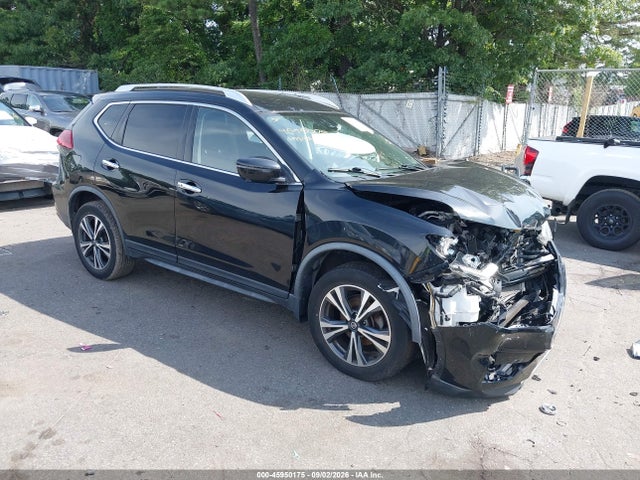 2019 NISSAN ROGUE SV - 1