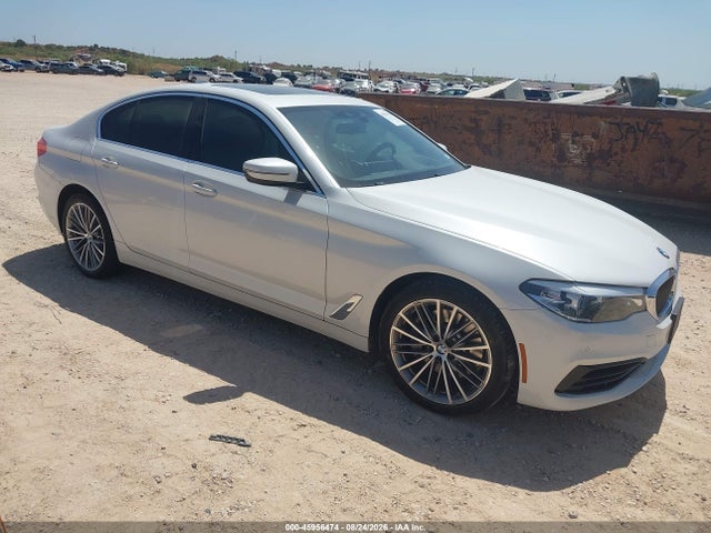 2019 BMW 540I - 1