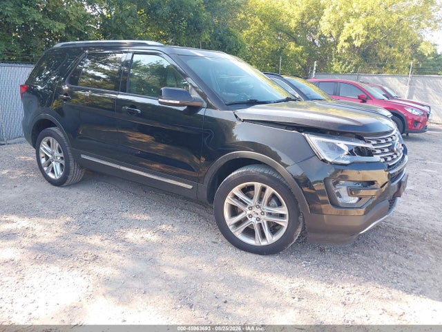 2017 FORD EXPLORER XLT - 1
