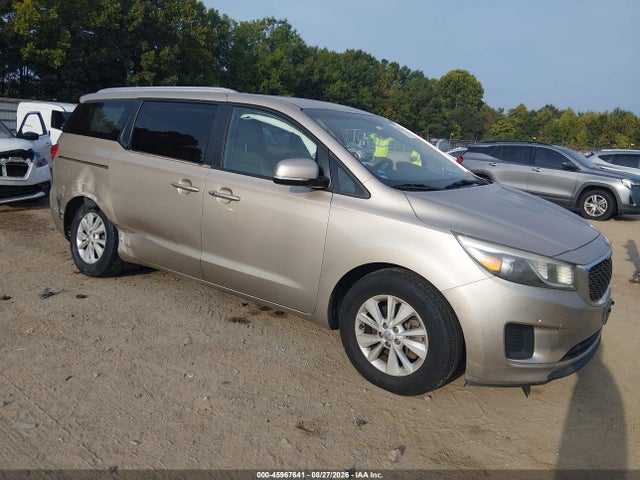 2017 KIA SEDONA LX - 1