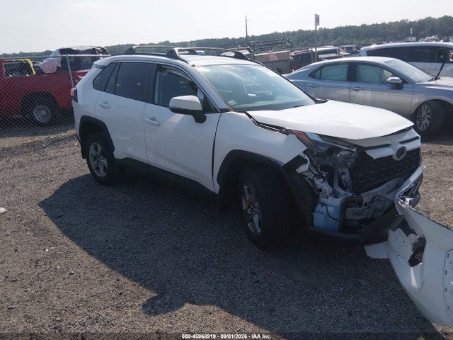 2022 TOYOTA RAV4 XLE - 1
