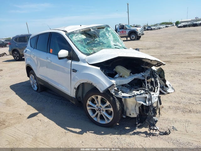 2017 FORD ESCAPE SE - 1