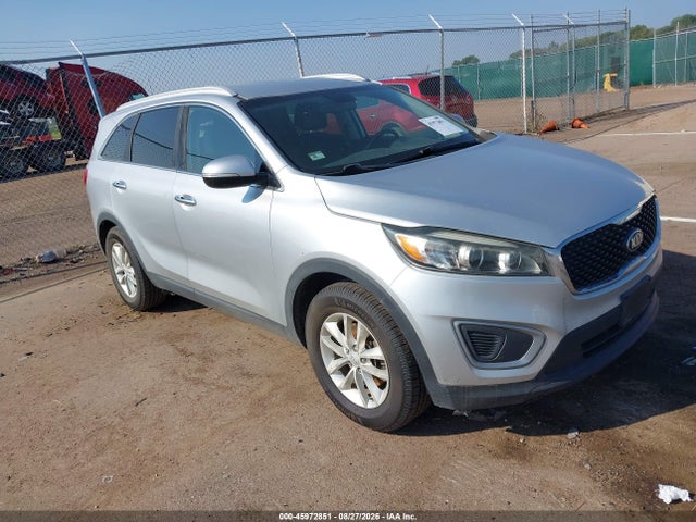 2017 KIA SORENTO 2.4L LX - 1