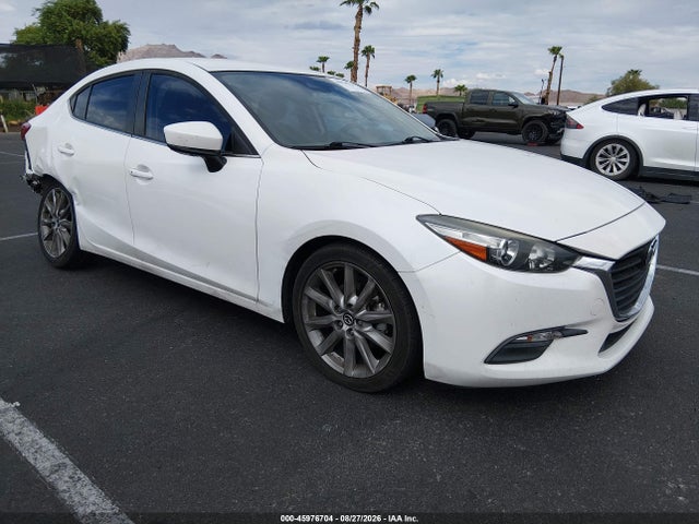 2017 MAZDA MAZDA3 TOURING - 1