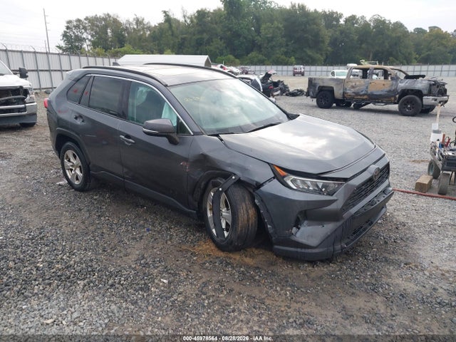 2019 TOYOTA RAV4 XLE - 1
