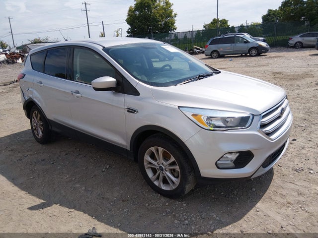 2019 FORD ESCAPE SE - 1
