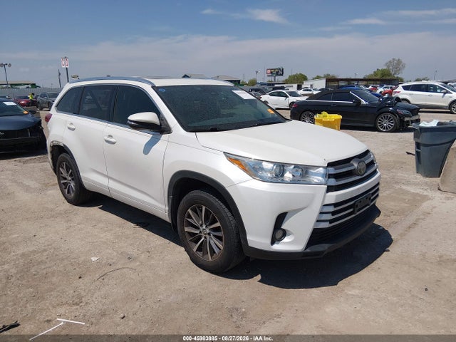 2018 TOYOTA HIGHLANDER XLE - 1