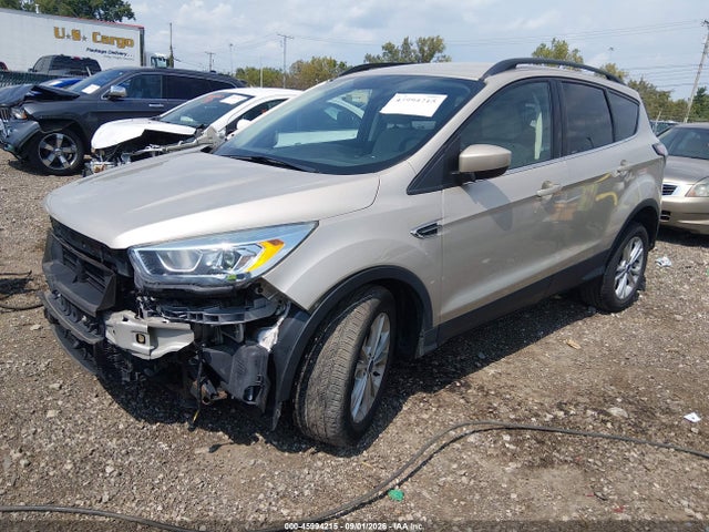 2017 FORD ESCAPE SE - 1