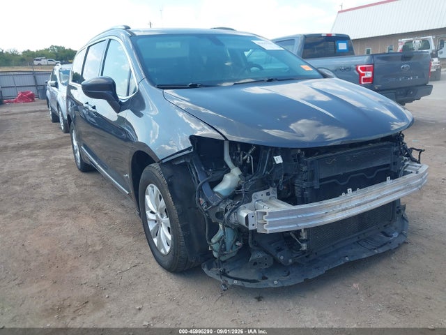 2018 CHRYSLER PACIFICA TOURING L - 1