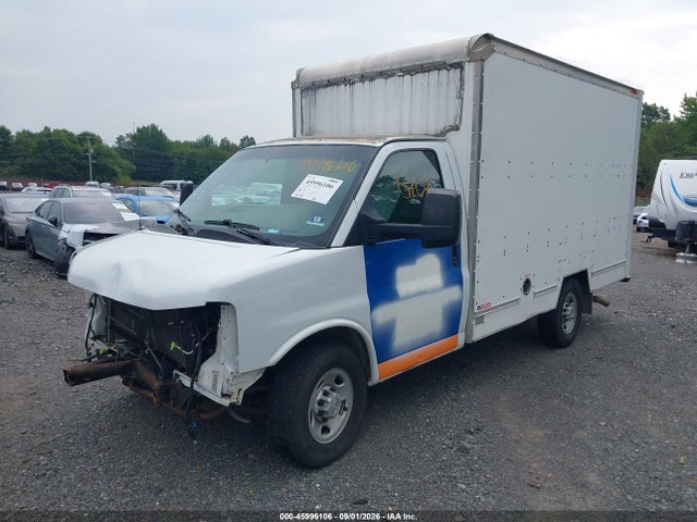 2017 CHEVROLET EXPRESS CUTAWAY WORK VAN - 1