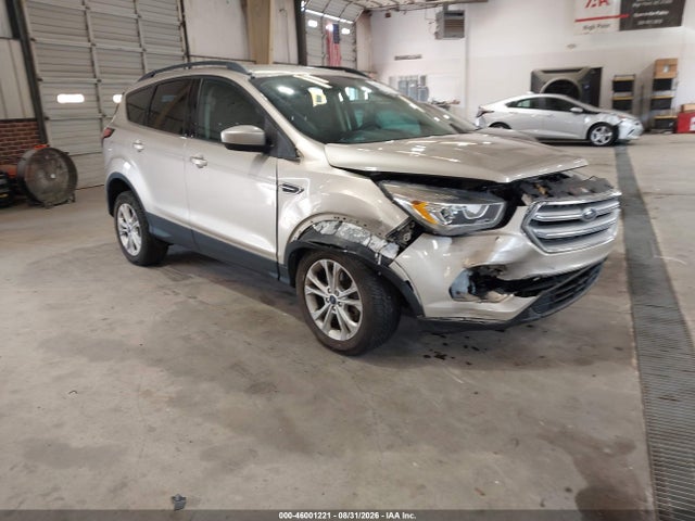 2017 FORD ESCAPE SE - 1