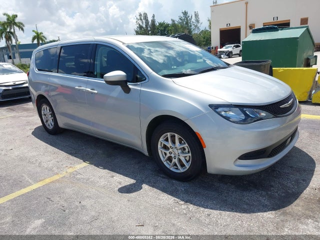 2023 CHRYSLER VOYAGER LX - 1
