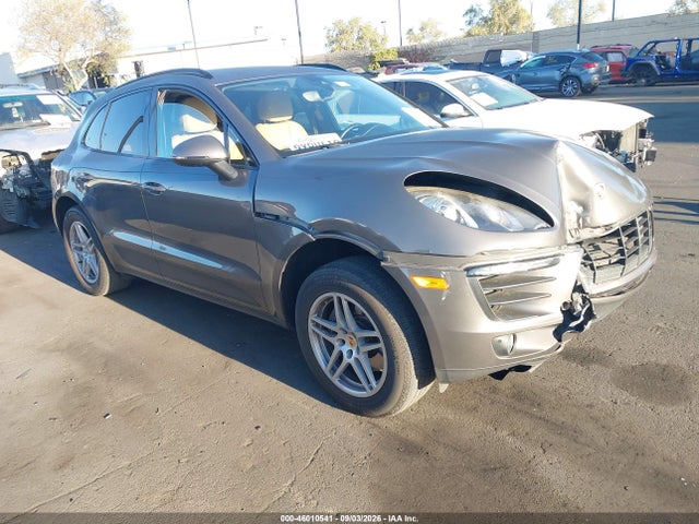 2018 PORSCHE MACAN - 1