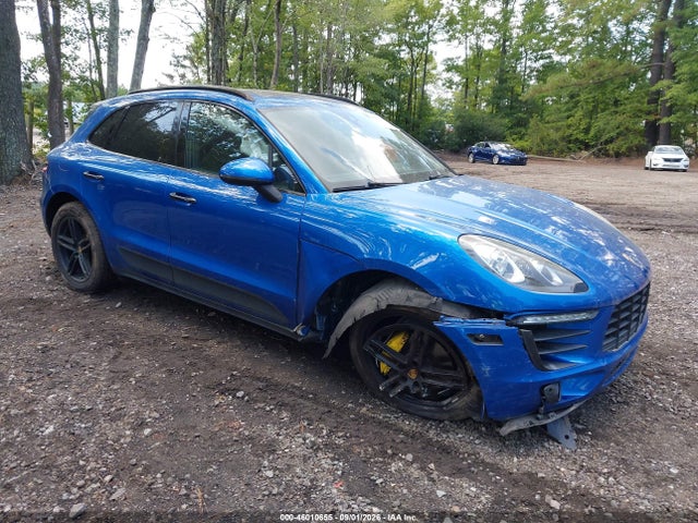 2018 PORSCHE MACAN - 1