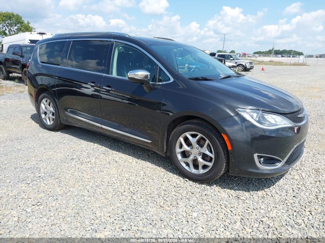 2019 CHRYSLER PACIFICA LIMITED - 1