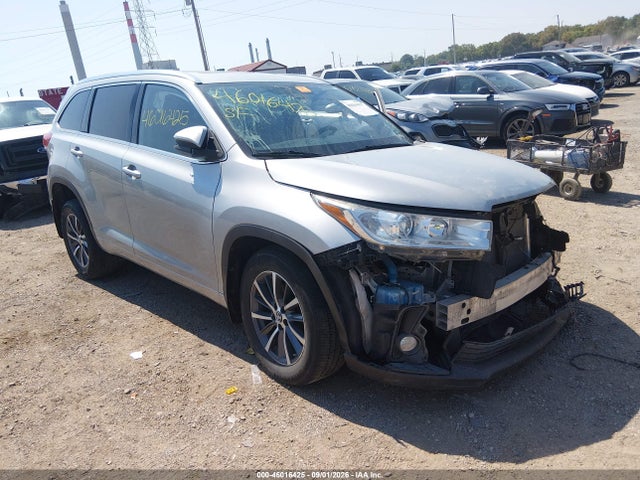 2018 TOYOTA HIGHLANDER XLE - 1