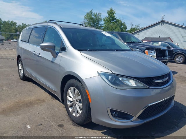 2017 CHRYSLER PACIFICA TOURING-L - 1
