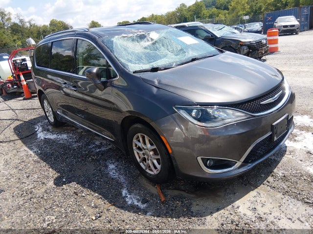 2020 CHRYSLER PACIFICA TOURING L - 1