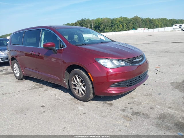 2017 CHRYSLER PACIFICA TOURING - 1