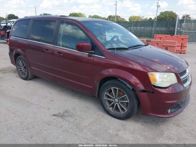 2017 DODGE GRAND CARAVAN SXT - 1