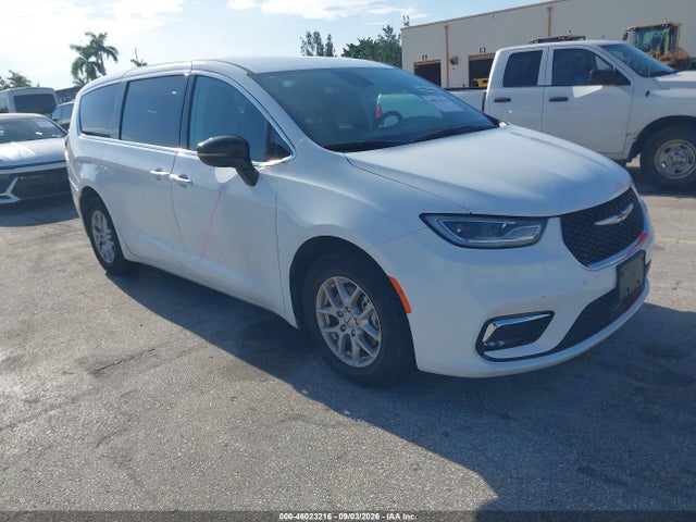 2024 CHRYSLER PACIFICA TOURING L - 1